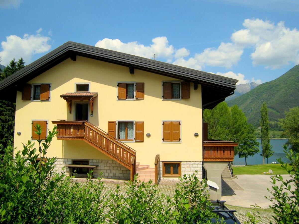 Belvilla By Oyo Villa Etti Bilo - Fronte Lago Molina di Ledro Esterno foto