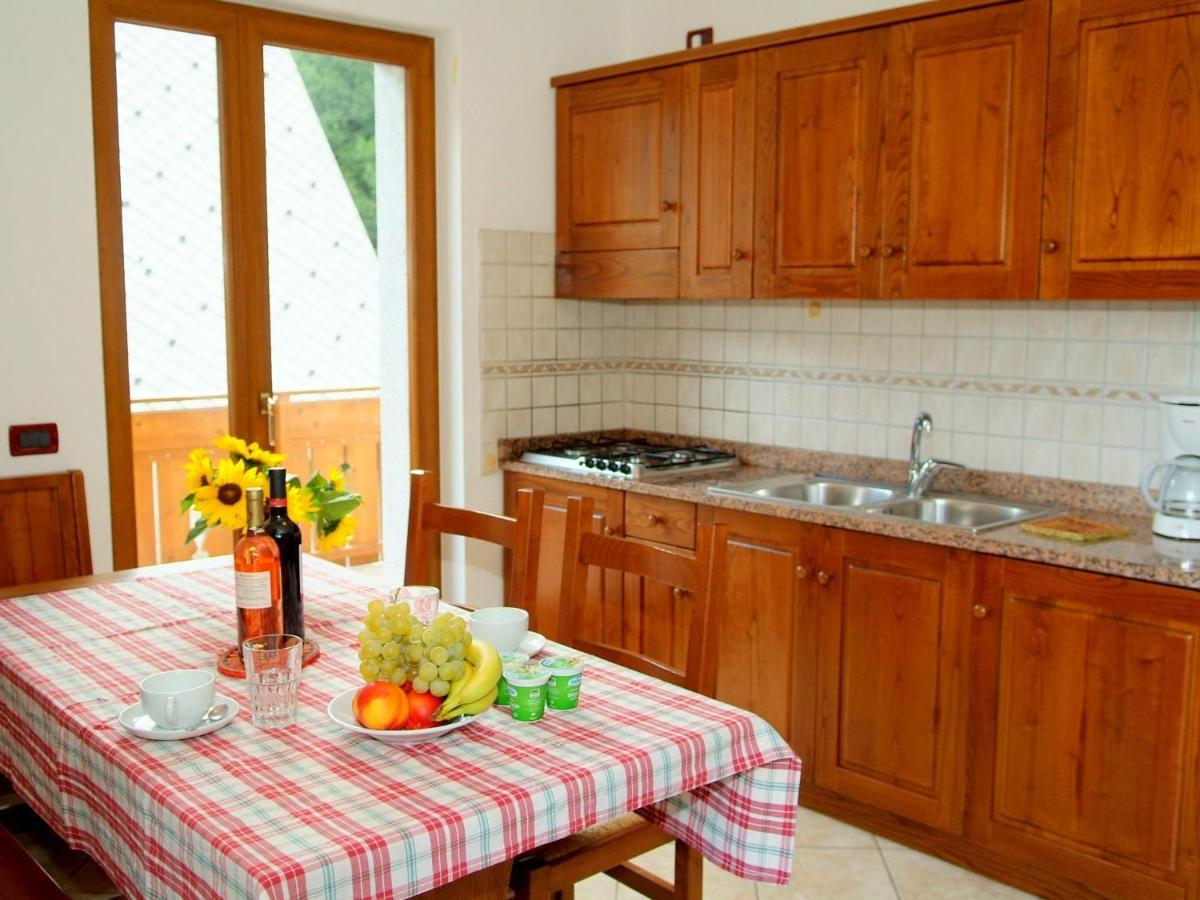 Belvilla By Oyo Villa Etti Bilo - Fronte Lago Molina di Ledro Esterno foto